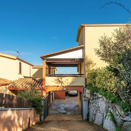 Tatil Evi Gialla