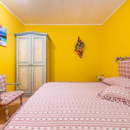 Hébergement de vacances Gialla Castiadas