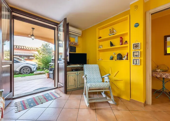 Casa vacanze Gialla Castiadas